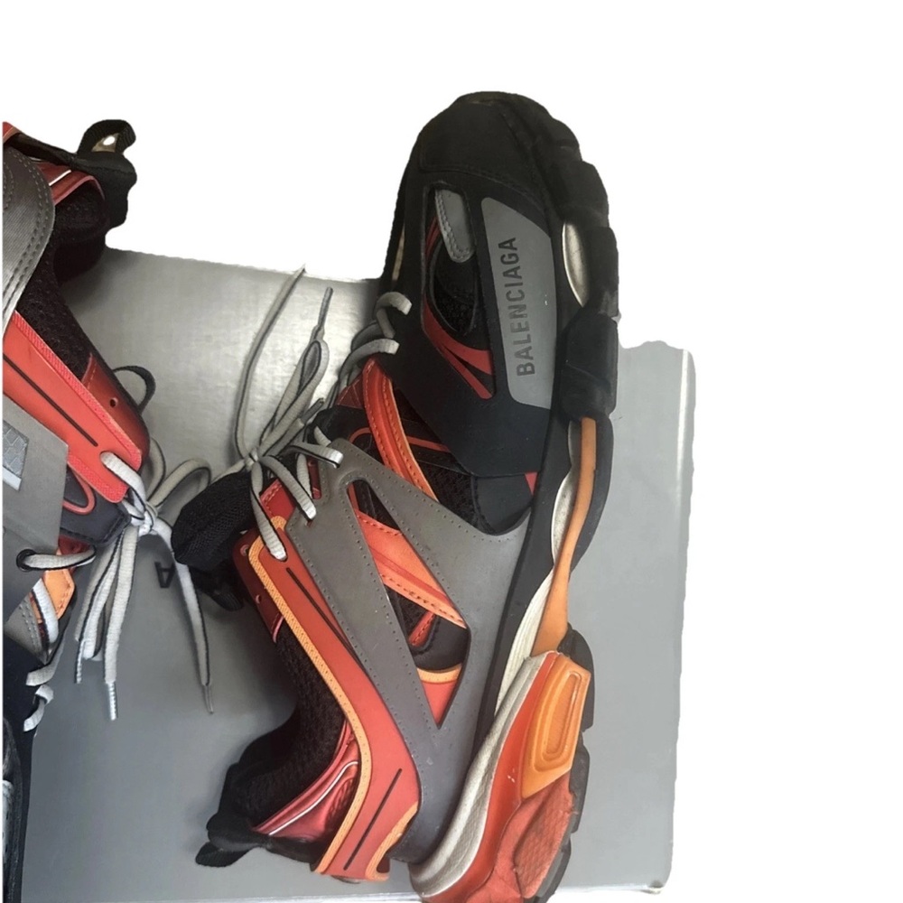 Balenciaga Track Runner Black and Red - Picture 9 of 9